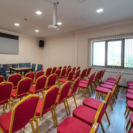 Residence Konstantina Palace Kazanlak Ngoại thất bức ảnh