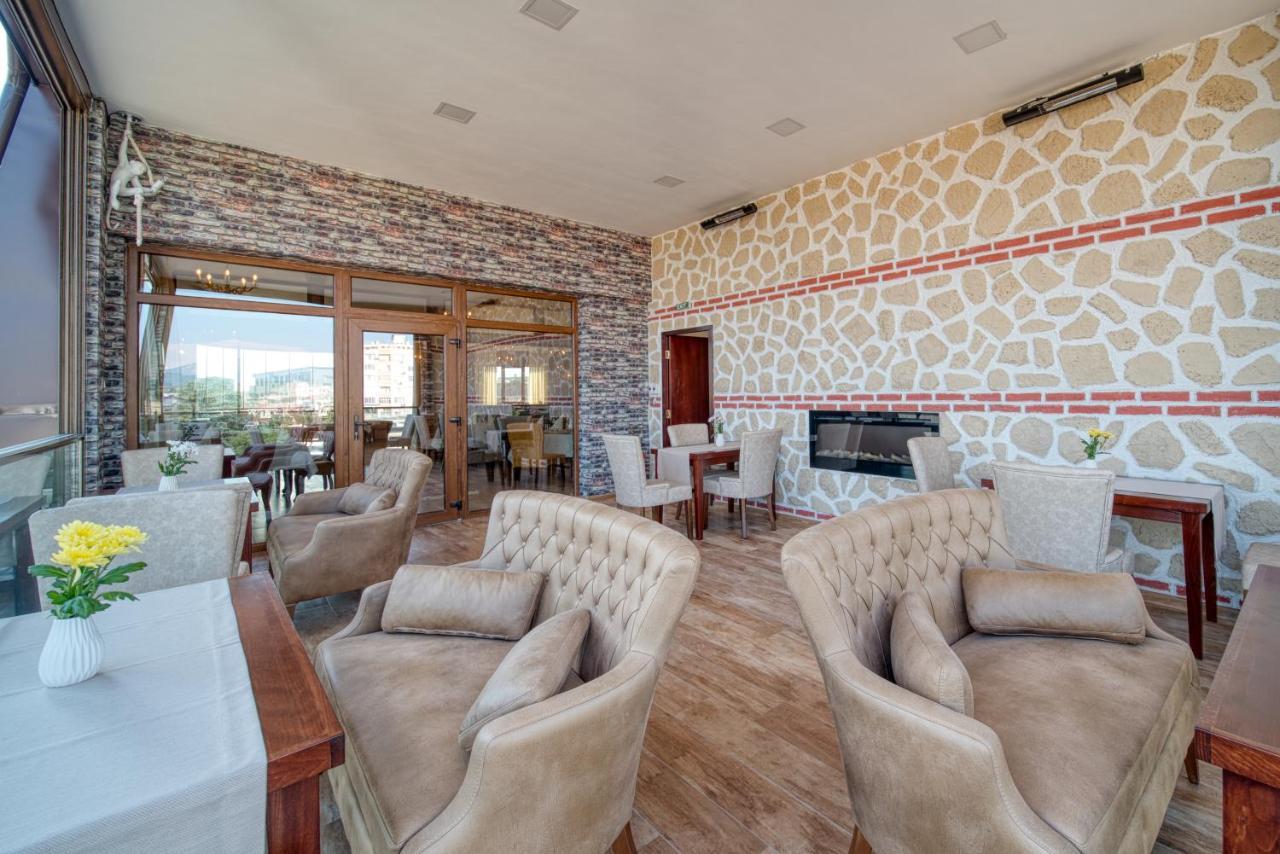 Residence Konstantina Palace Kazanlak Ngoại thất bức ảnh